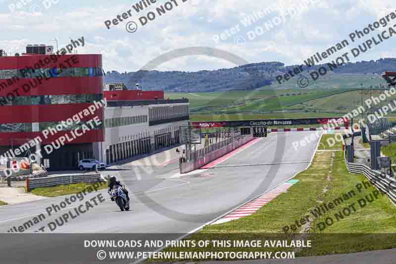 cadwell no limits trackday;cadwell park;cadwell park photographs;cadwell trackday photographs;enduro digital images;event digital images;eventdigitalimages;navarra;no limits trackdays;peter wileman photography;racing digital images;trackday digital images;trackday photos